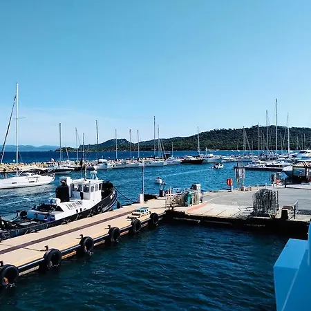 Сasa de vacaciones Maison Les Lauriers Roses Vue Sur Le Maquis De Porquerolles