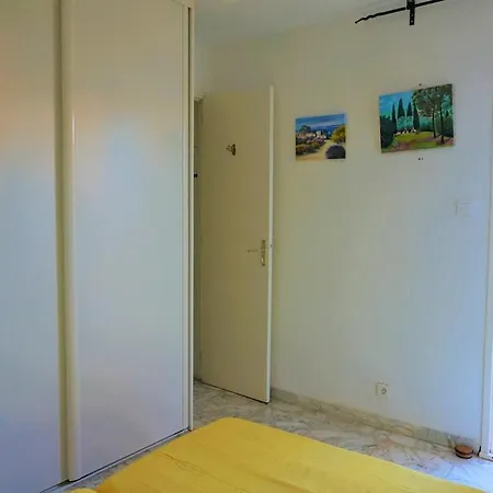 Holiday home Maison Les Lauriers Roses Vue Sur Le Maquis De Porquerolles Hyeres