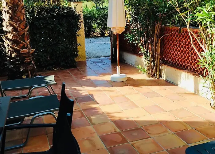 Maison Les Lauriers Roses Vue Sur Le Maquis De Porquerolles *